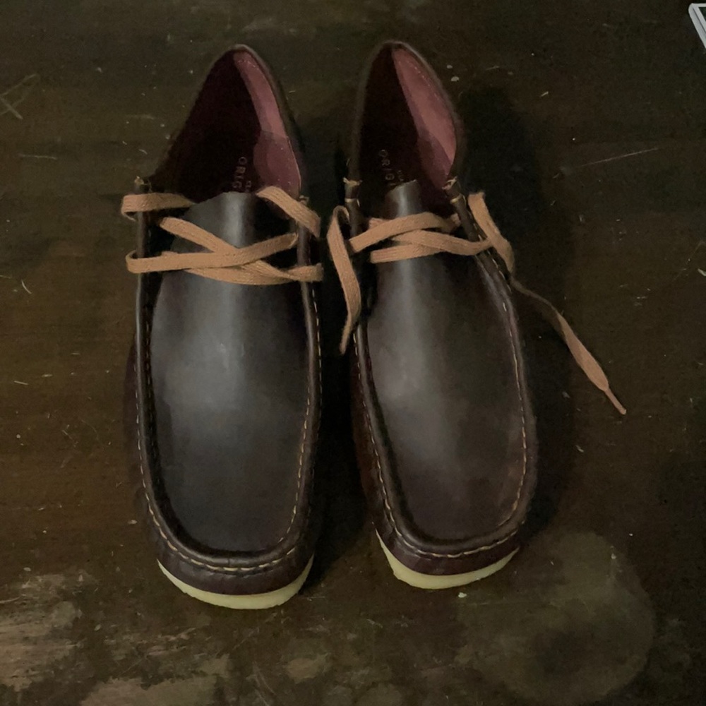 Clarks Wallabees size 10.5